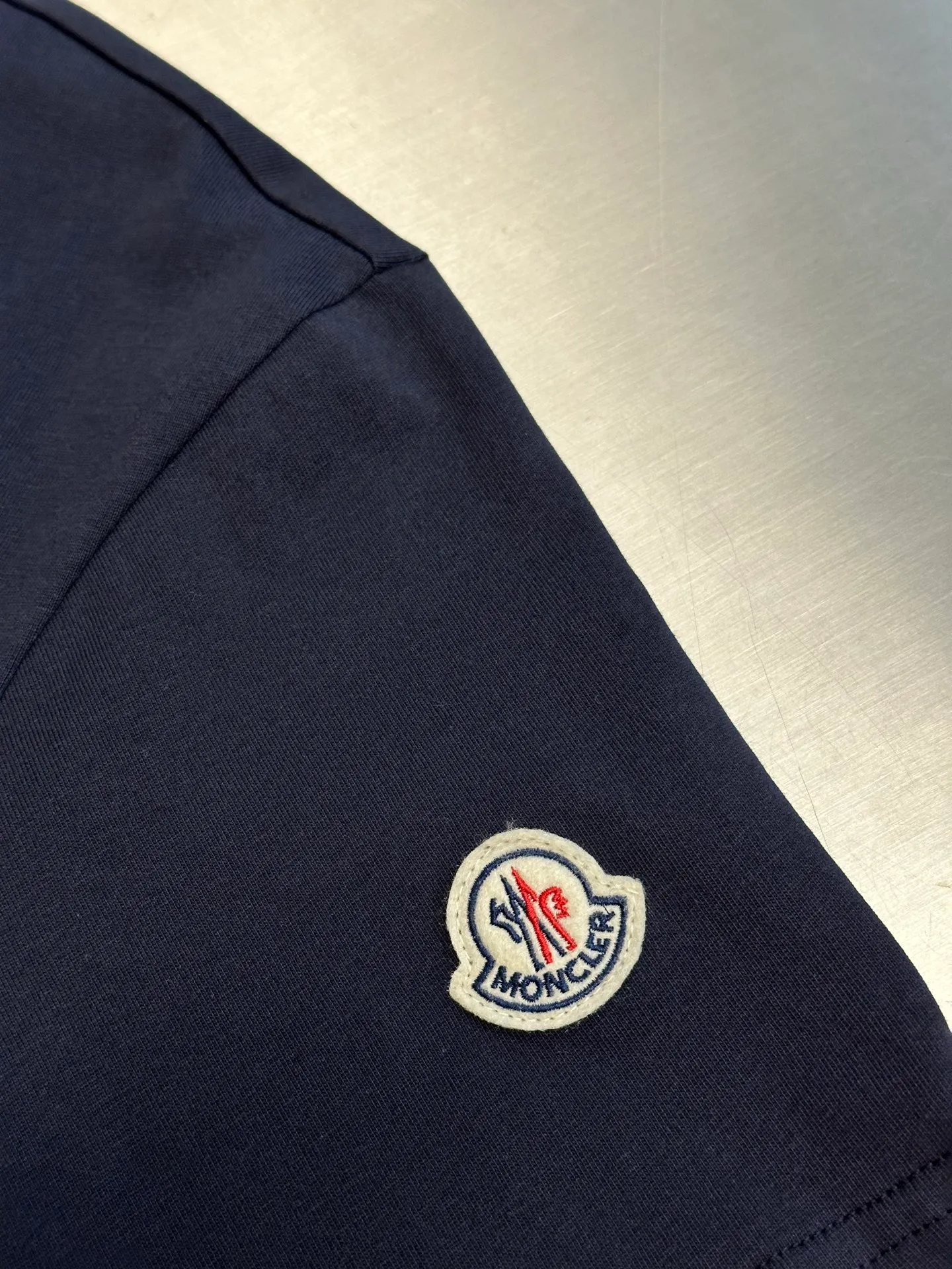 Moncler ， ， Moncler ， ， ， 。 ， ， Moncler 。 ， ， ， ， ， 。 size：s m l xl